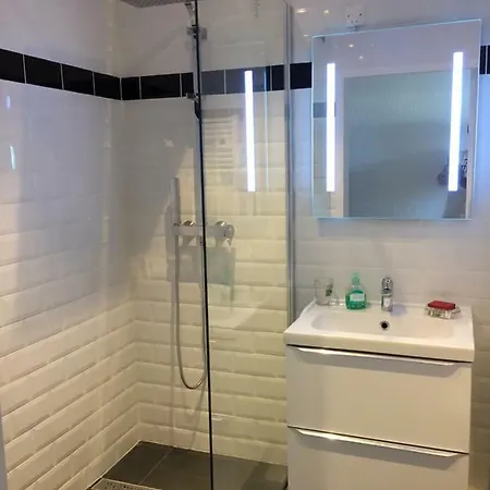 Terrasse Magnifique Vue Et Yachts Daire Antibes